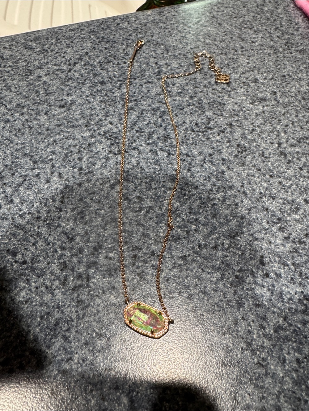 Kendra Scott Necklace - Picture 2 of 4